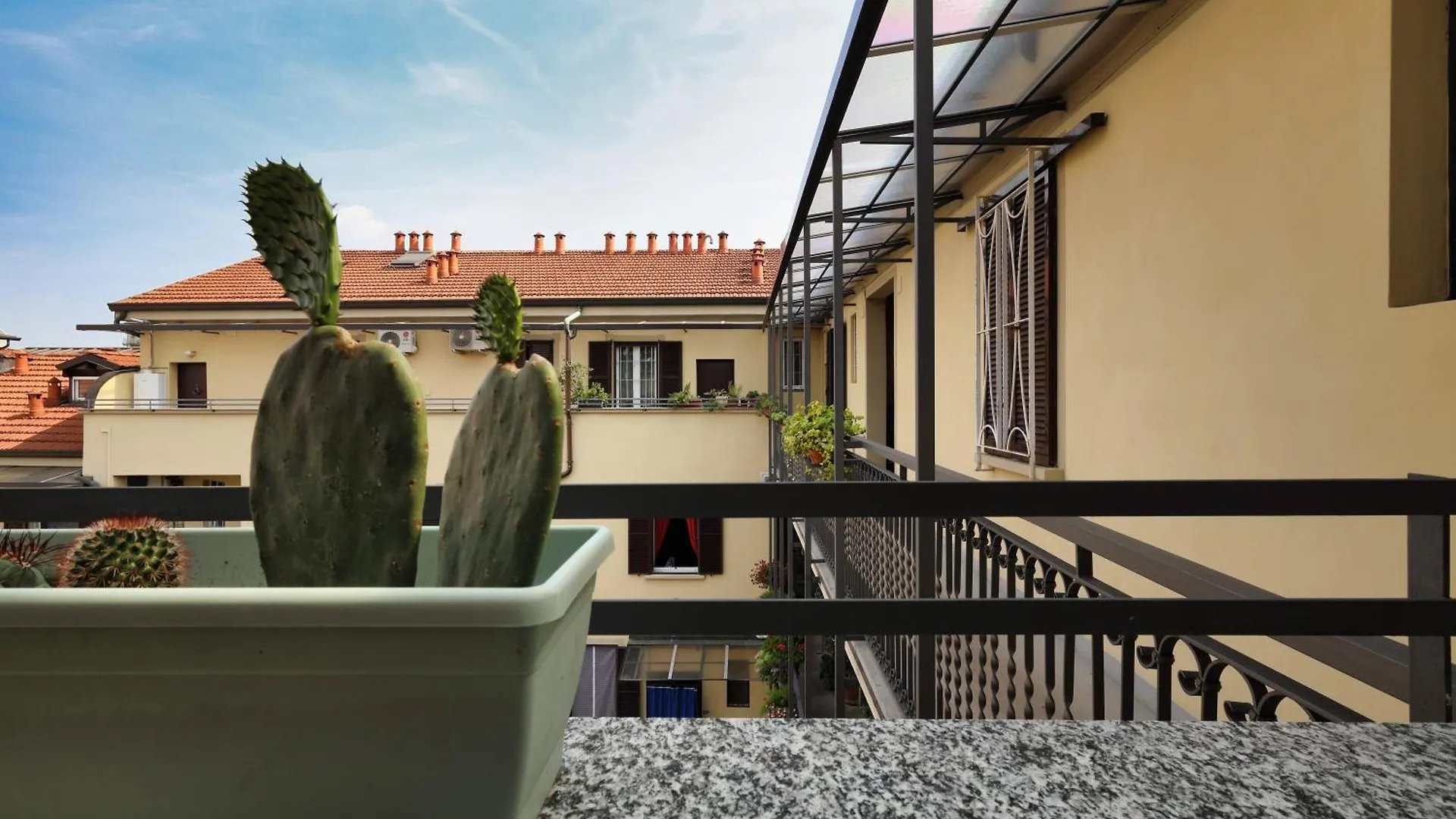 Joivy Inviting Studio Near The City Centre Milan Apartment